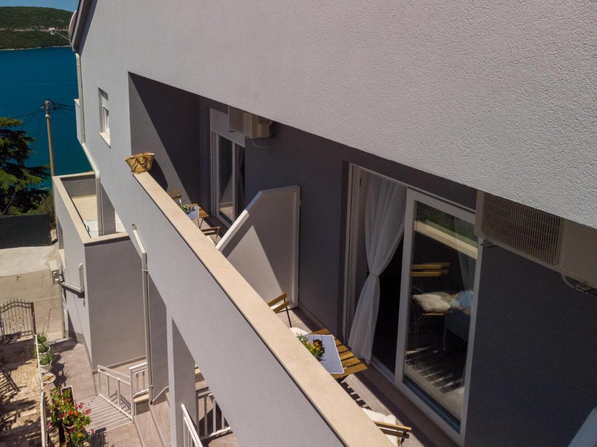 נאום Apartments Lavanda מראה חיצוני תמונה