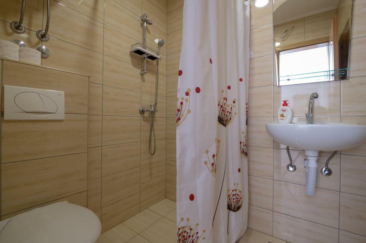 נאום Apartments Lavanda מראה חיצוני תמונה