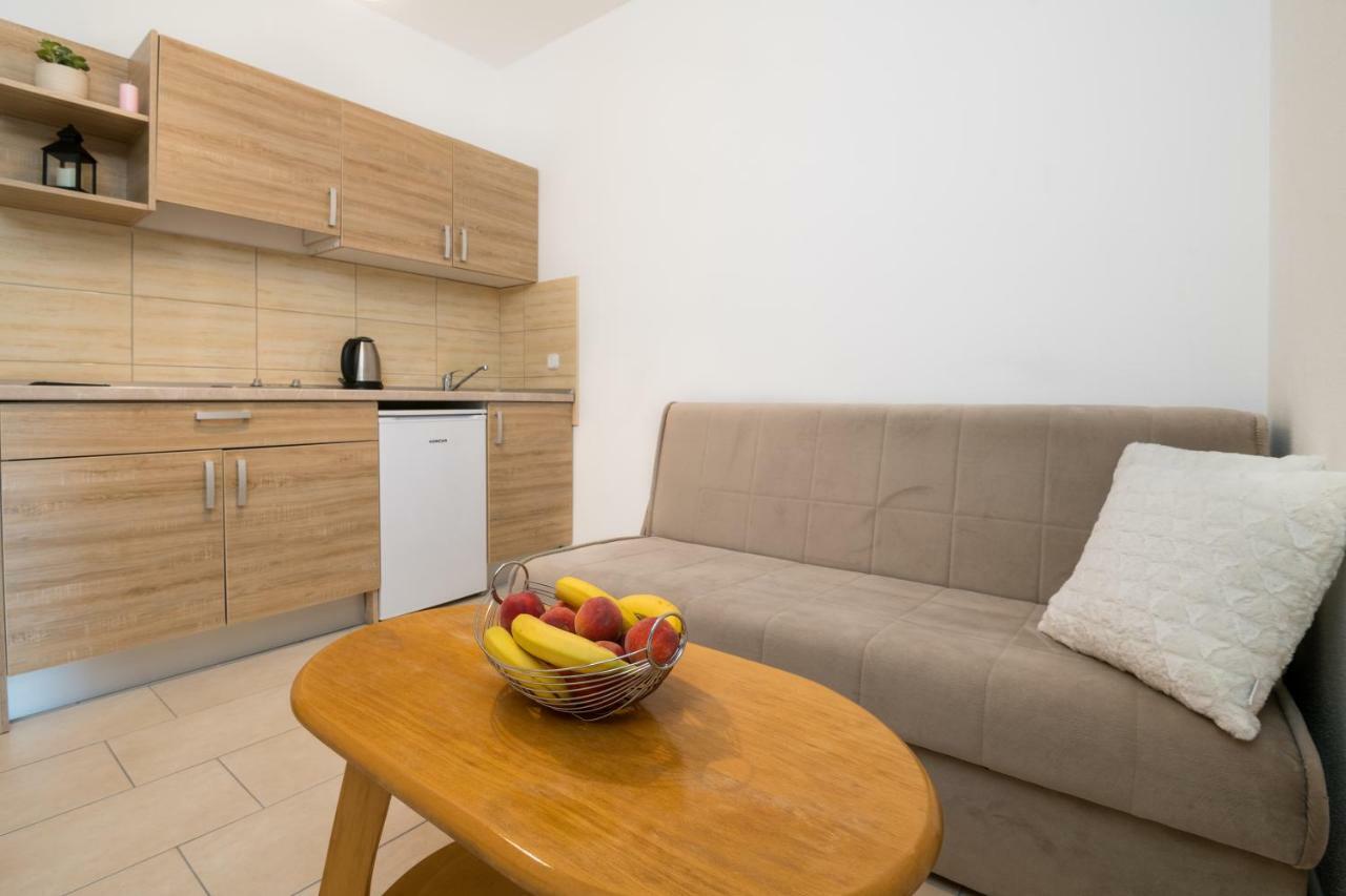 נאום Apartments Lavanda מראה חיצוני תמונה