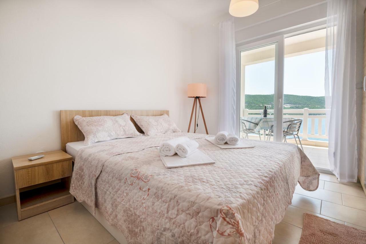 נאום Apartments Lavanda מראה חיצוני תמונה