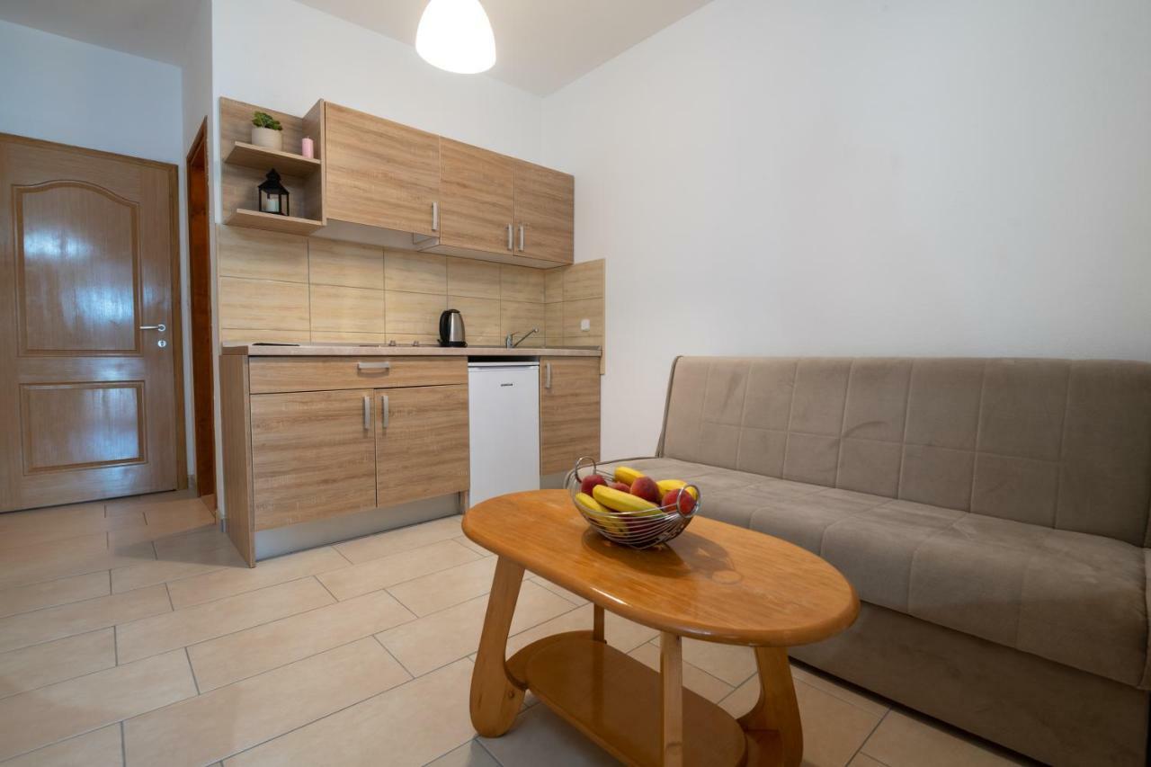 נאום Apartments Lavanda מראה חיצוני תמונה
