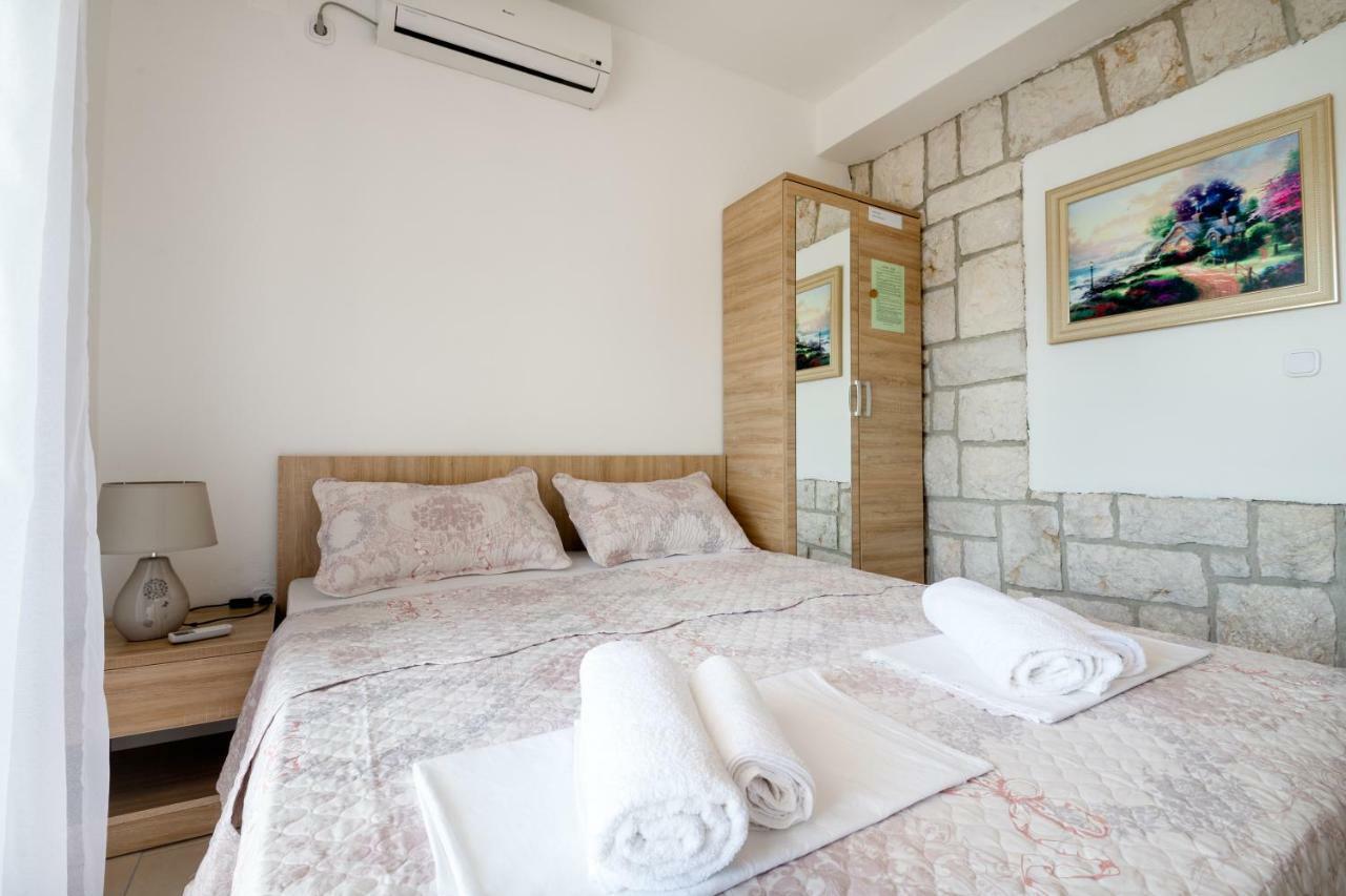 נאום Apartments Lavanda מראה חיצוני תמונה